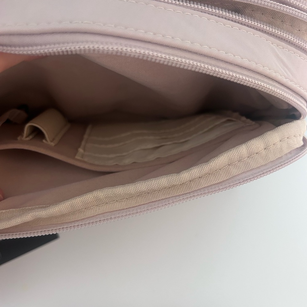 Hello Clio Kindle Bag - Picture 3 of 5
